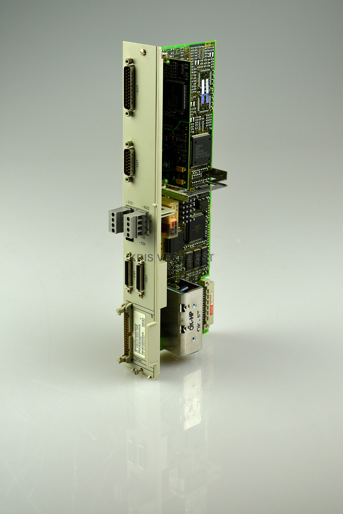 Siemens 6SN1118-0DG21-0AA0 (USED)