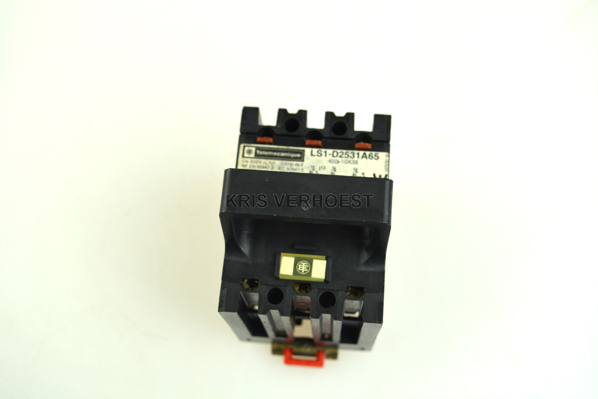 Telemecanique LS1-D2531A65 (USED)