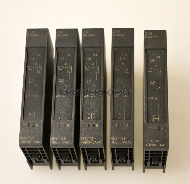 Siemens 6ES7131-4BB00-0AA0 ( price/5pcs ) (NEW)