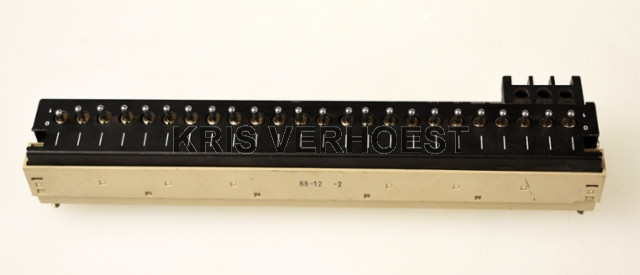 Telemecanique TSX17ACC4 (USED)