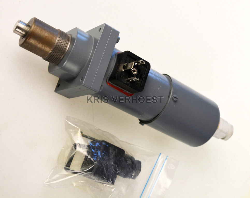Magnet-Schultz GHUZ050M40D02 (NEW)