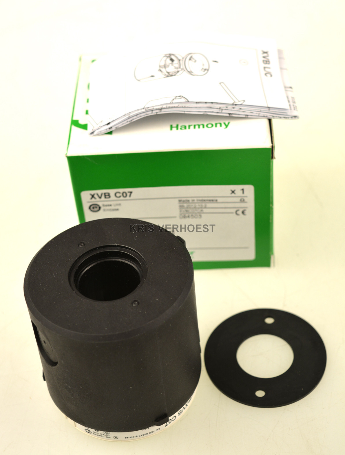 Schneider Electric XVB-C07 (USED)