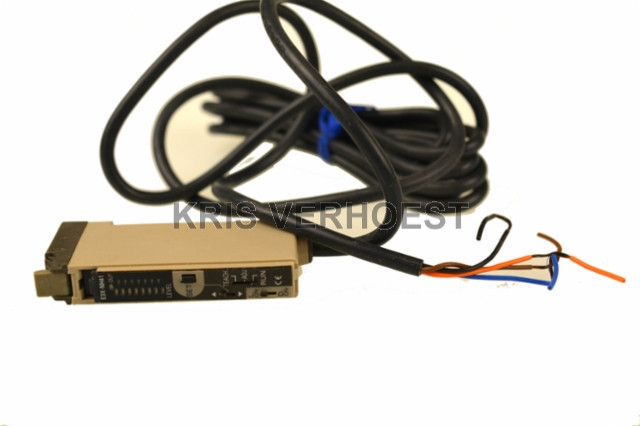 Omron E3X-NH41 (USED)