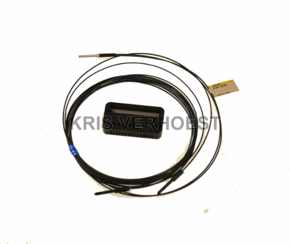 Omron E32-D32 (USED)