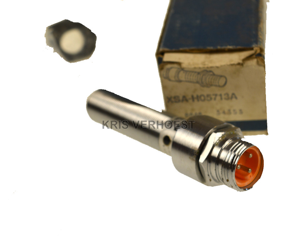 Telemecanique XSA-H05713A (NEW)
