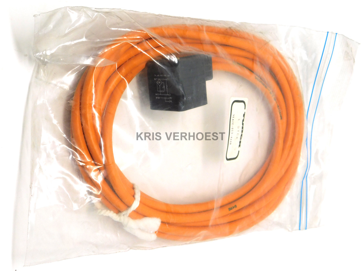 Turck VKA2E-013-4XOR (NEW)