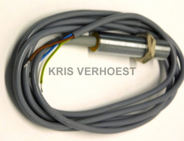 Turck BI5-G18-RZ2 (NEW)