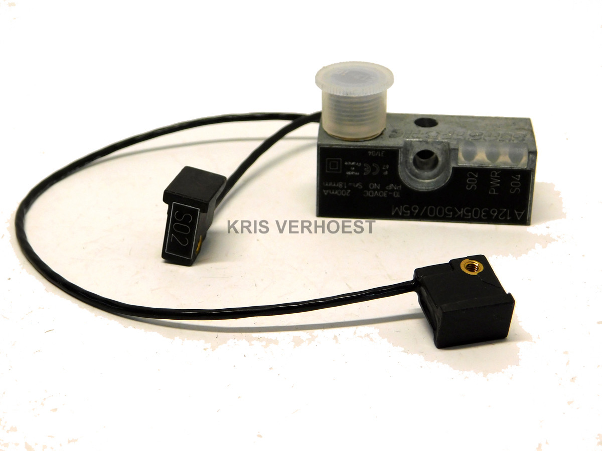 Senstronic A126305K500/65M (NEW)