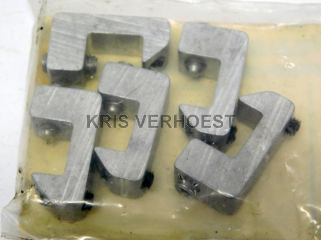 Turck 69700 ( price/5pcs ) (USED)