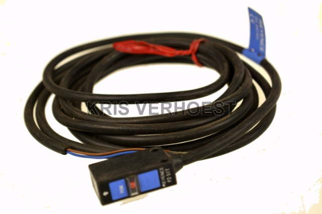 Keyence PZ-51T (NEW)