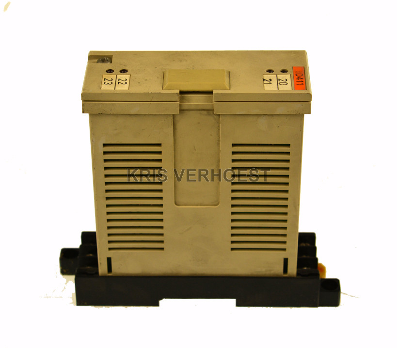 Omron 3G2A3-ID411 (USED)