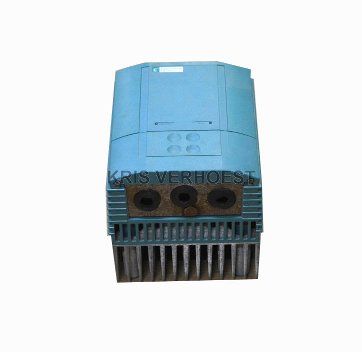 Eurotherm 605/015/230/3/F/0010/FR/000 (NEW)