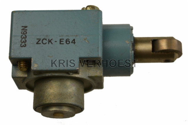 Telemecanique ZCK-E64 (USED)