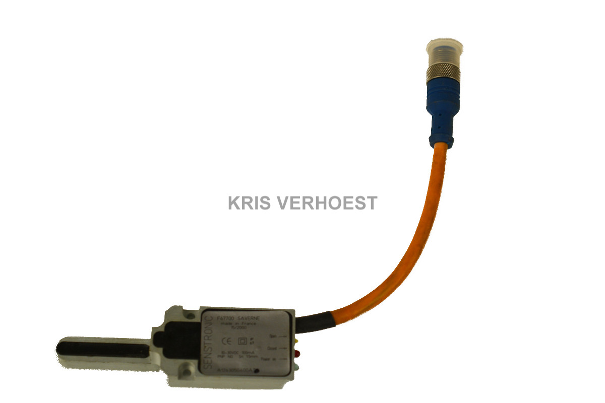Senstronic A126305G400AT6 (USED)
