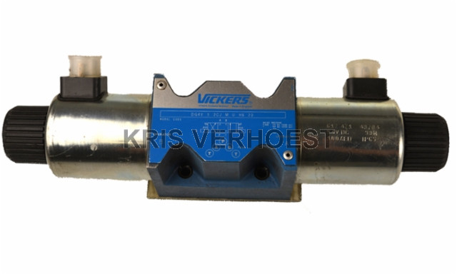 Vickers DG4V52CJMUH620 (USED)