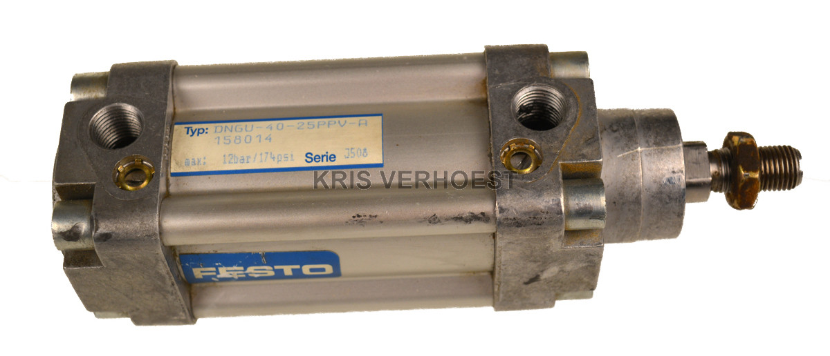 Festo Pneumatic 158014 (NEW)