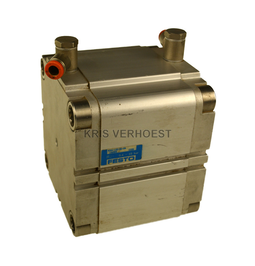 Festo Pneumatic 156583 (NEW)