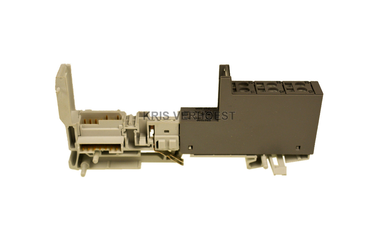 Turck 6827036 (USED)