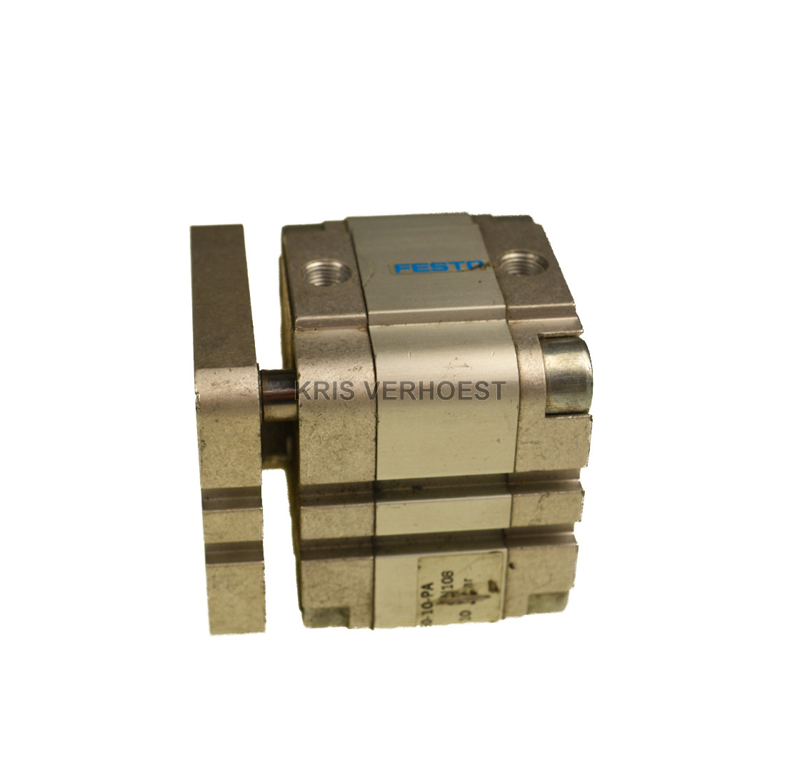 Festo Pneumatic 156894 (NEW)