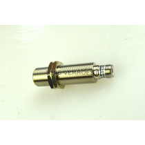 Turck Bi8-M18-AP6X-H1141 (NEW)