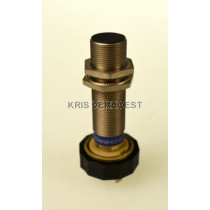 Telemecanique XS1M18PA370C (USED)