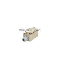 Omron D4B-1117N (NEW)
