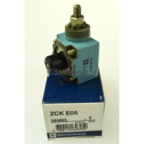 Telemecanique ZCK-E05 (USED)