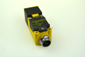 Turck Bi15-CP40-FZ3X2-B1131 (NEW)