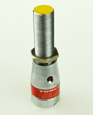 Turck BI5-G18-AZ3X-T2351/S34 (NEW)