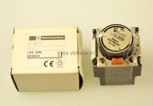 Telemecanique LA3-DR0 (USED)