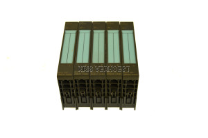 Siemens 6ES7131-4BB00-0AB0 ( price/5pcs ) (USED)